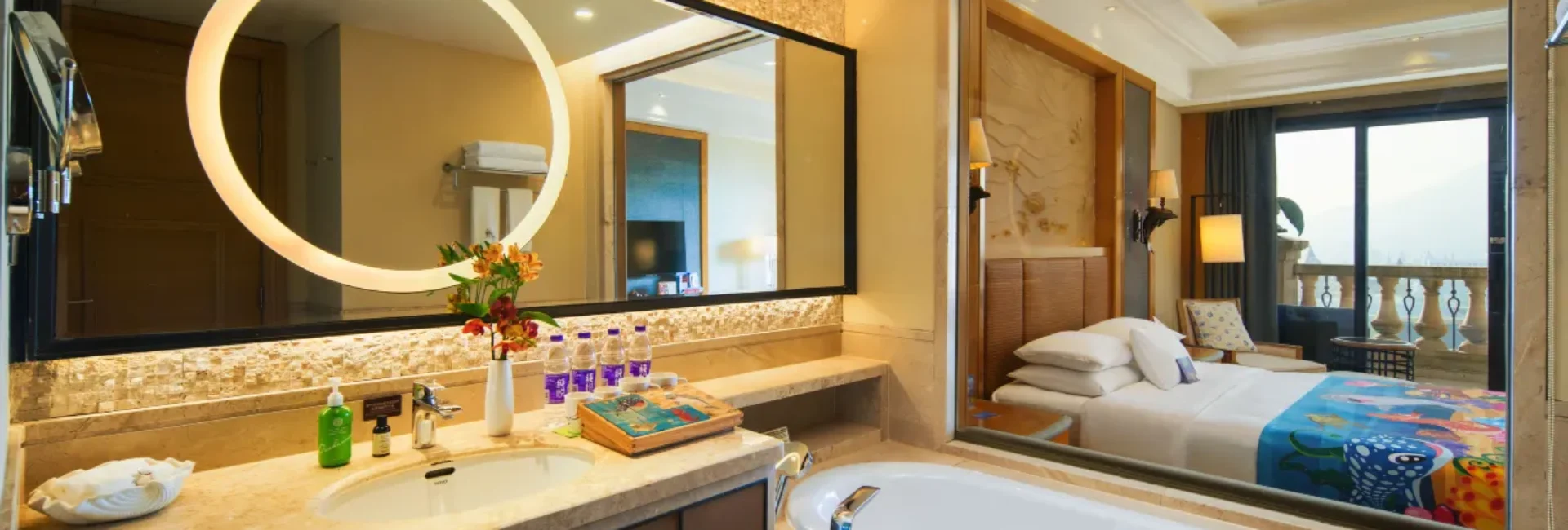 Sparkling Starlight Room-King Bed